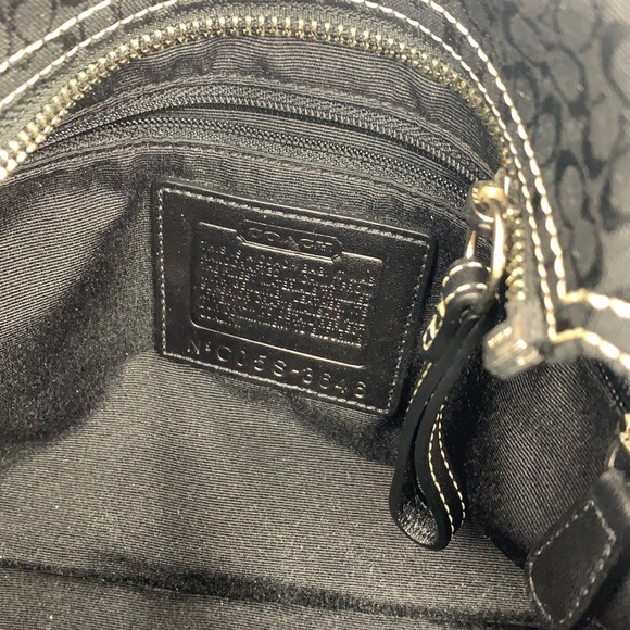 Authentic Coach Mini Sig C Handbag - Picture 8 of 10